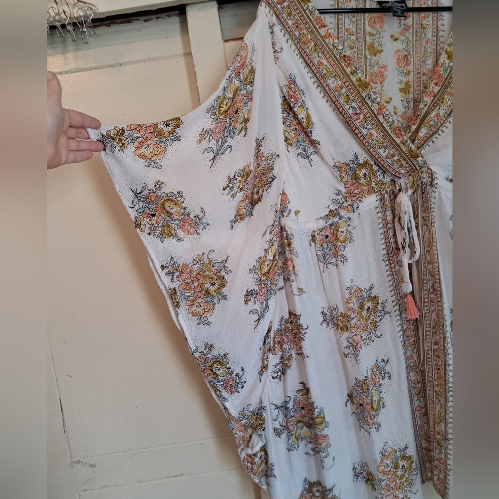 Angie 1x Dress/ Cover Up - Picture 2 of 5